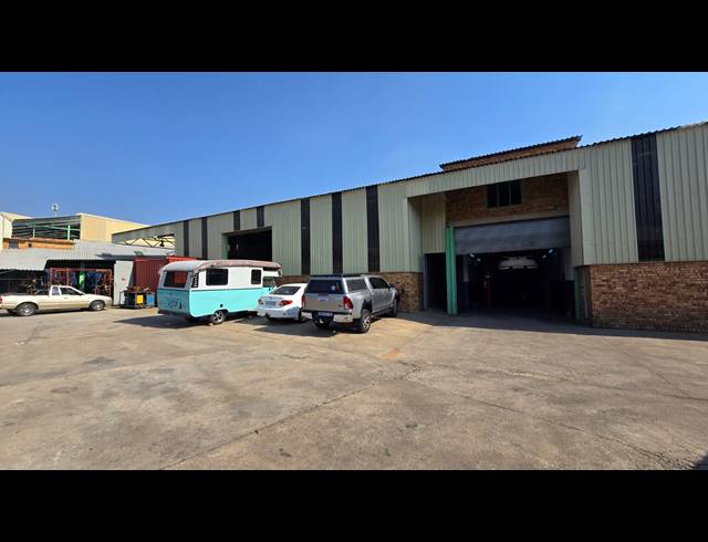 500M² WAREHOUSE TO LET IN SEBENZA